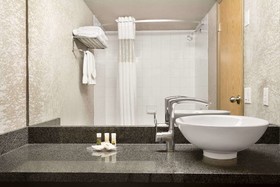 Days Inn by Wyndham Calgary Airport