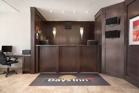 Days Inn by Wyndham Calgary Northwest