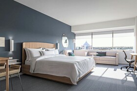 Element Calgary Downtown