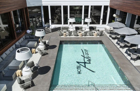 Hotel Arts