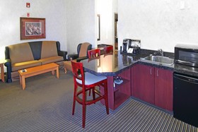 Holiday Inn Express Hotel & Suites Calgary South-Macleod Trail S