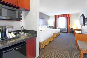 Holiday Inn Express Hotel & Suites Calgary South-Macleod Trail S