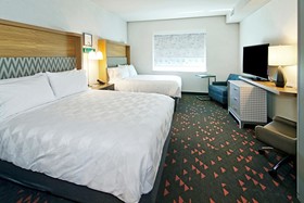 Holiday Inn & Suites Calgary Airport North