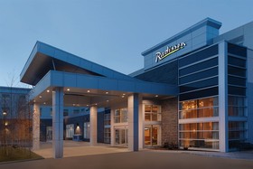 Radisson Hotel Conference Center Calgary Airport