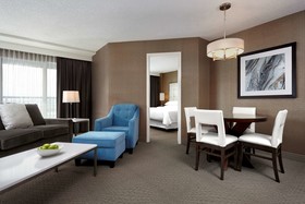 Sheraton Cavalier Calgary Hotel