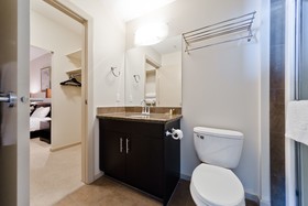 Suite Digs Vetro