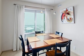 Suite Digs Vetro