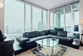 Suite Digs Vetro