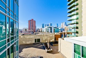 Suite Digs Vetro
