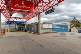 Suite Digs Vetro