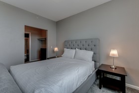 Suite Digs Vetro