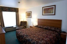 Super 8 by Wyndham Calgary Shawnessy Area