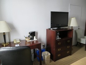 Emerald Hotel & Suites