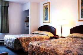 Emerald Hotel & Suites