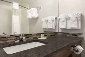 Travelodge by Wyndham Calgary South