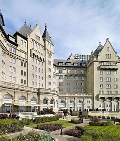 Fairmont Hotel Macdonald