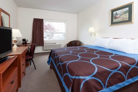 Super 8 by Wyndham Edmonton/West