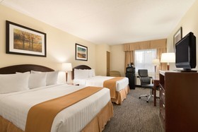 Travelodge by Wyndham Edmonton South