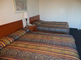 Westgate Inn