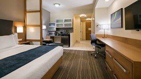 Best Western Plus Sawridge Suites