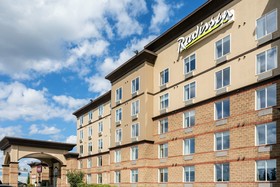 Radisson Hotel & Suites Fort McMurray