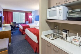 Radisson Hotel & Suites Fort McMurray