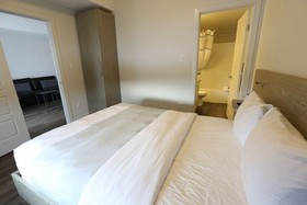 Ramada by Wyndham Fort McMurray