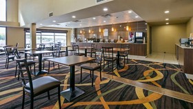 Best Western Plus Fox Creek