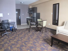 Best Western Plus Fox Creek