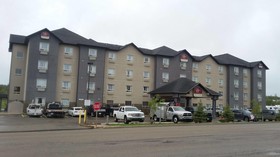Devonian Hotel and Suites
