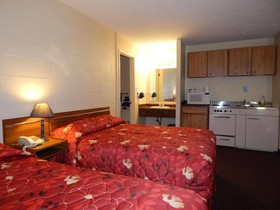 Anavada Inn & Suites - Grande Prairie