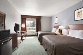 High Prairie Inn Hotel & Suites