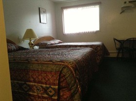 Royal Star Motor Inn