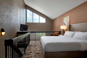Kananaskis Mountain Lodge, Autograph Collection