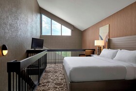 Kananaskis Mountain Lodge, Autograph Collection