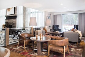Kananaskis Mountain Lodge, Autograph Collection