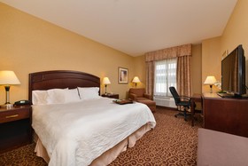 Hampton Inn & Suites by Hilton Edmonton International Airport