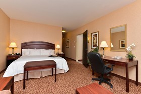 Hampton Inn & Suites by Hilton Edmonton International Airport