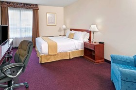 Quality Inn & Suites Edmonton International Airport