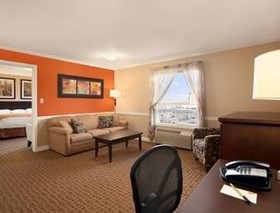 Super 8 by Wyndham Edmonton International Airport