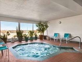 Days Inn by Wyndham Lethbridge
