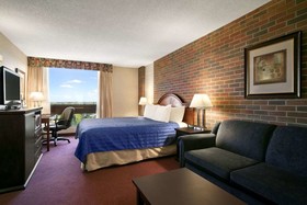 Ramada by Wyndham Lethbridge