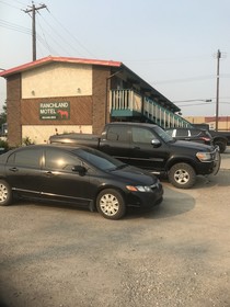 Ranchland Inn