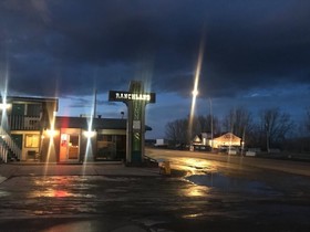 Ranchland Inn