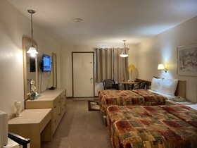 Ranchland Inn