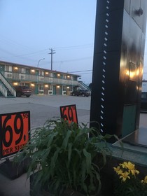 Ranchland Inn