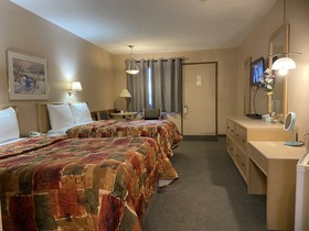 Ranchland Inn