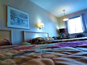 Ranchland Inn