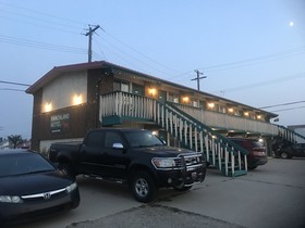 Ranchland Inn
