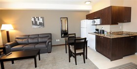 Best Western Plus Peace River Hotel & Suites